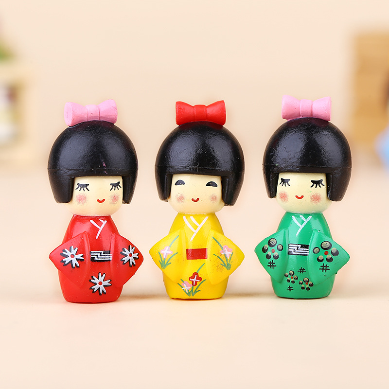New Japanese Cute Girl Figurin - огляд і ціна Bonsai Garden Chinese Garden