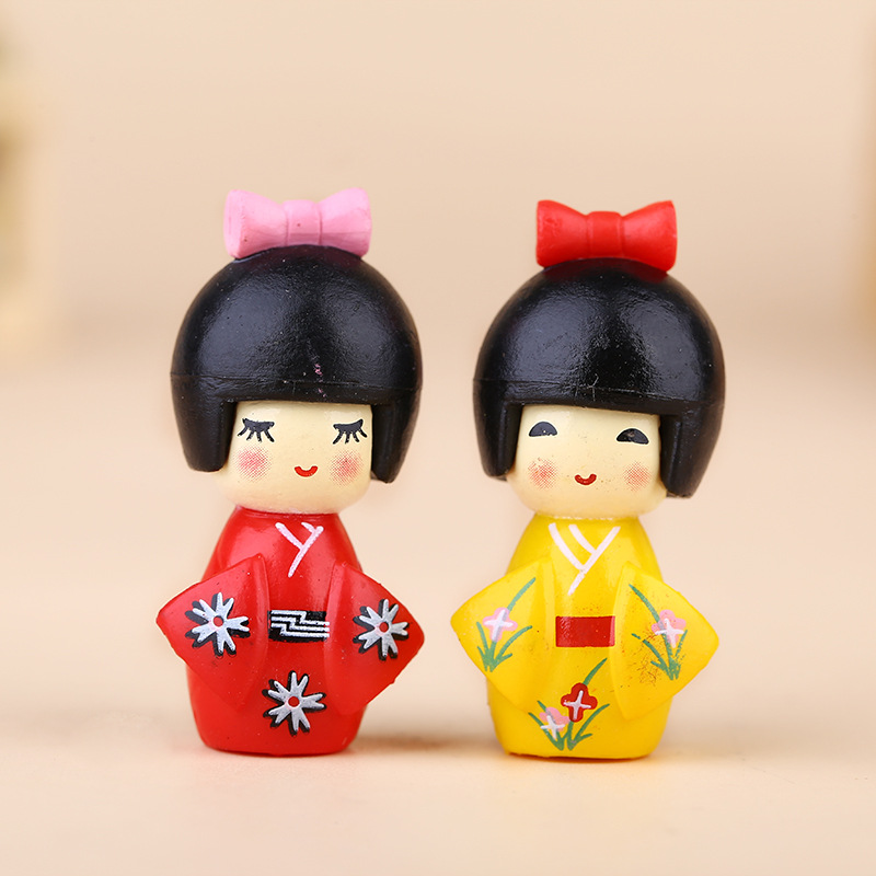 New Japanese Cute Girl Figurin - огляд і ціна Bonsai Garden Chinese Garden