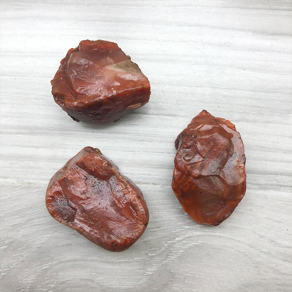 1pc Random Rough Raw Carnelian - огляд і ціна Bonsai Rock Garden