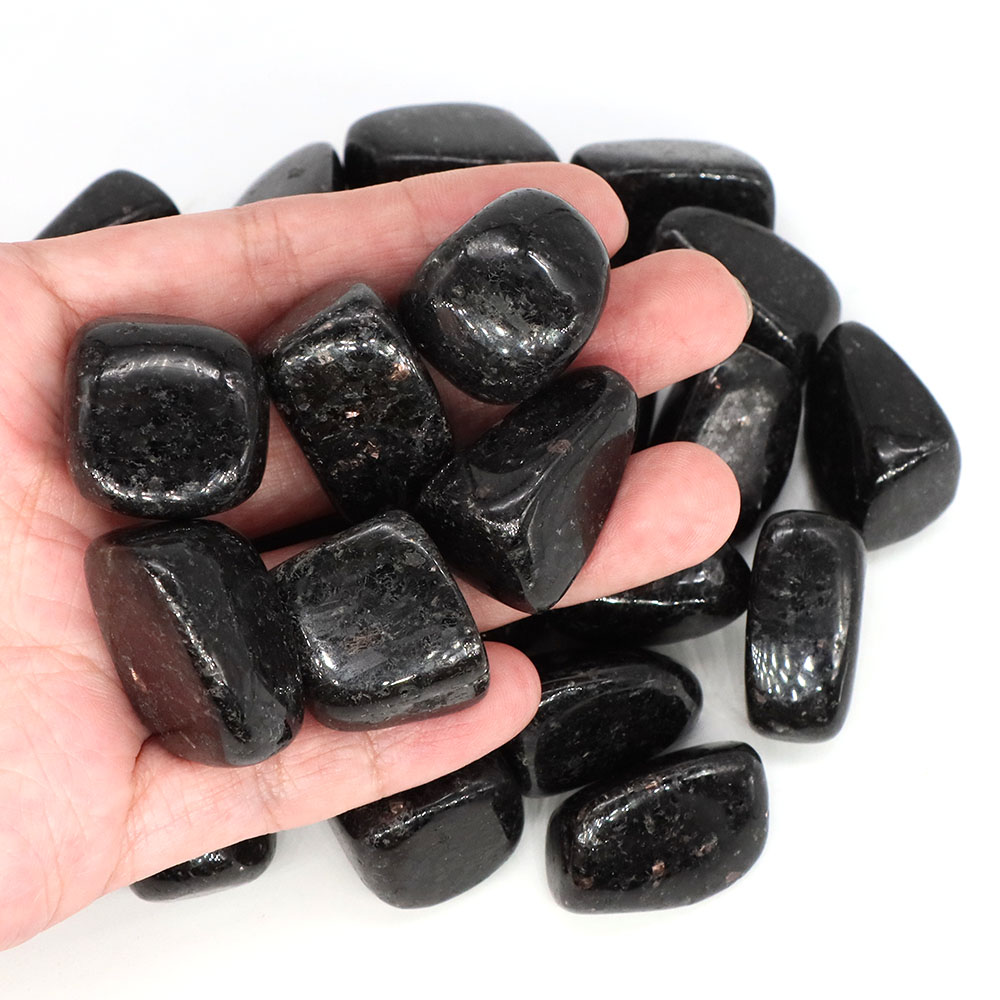 Natural Nuumite Gravel Specime - огляд і ціна Bonsai Rock Garden